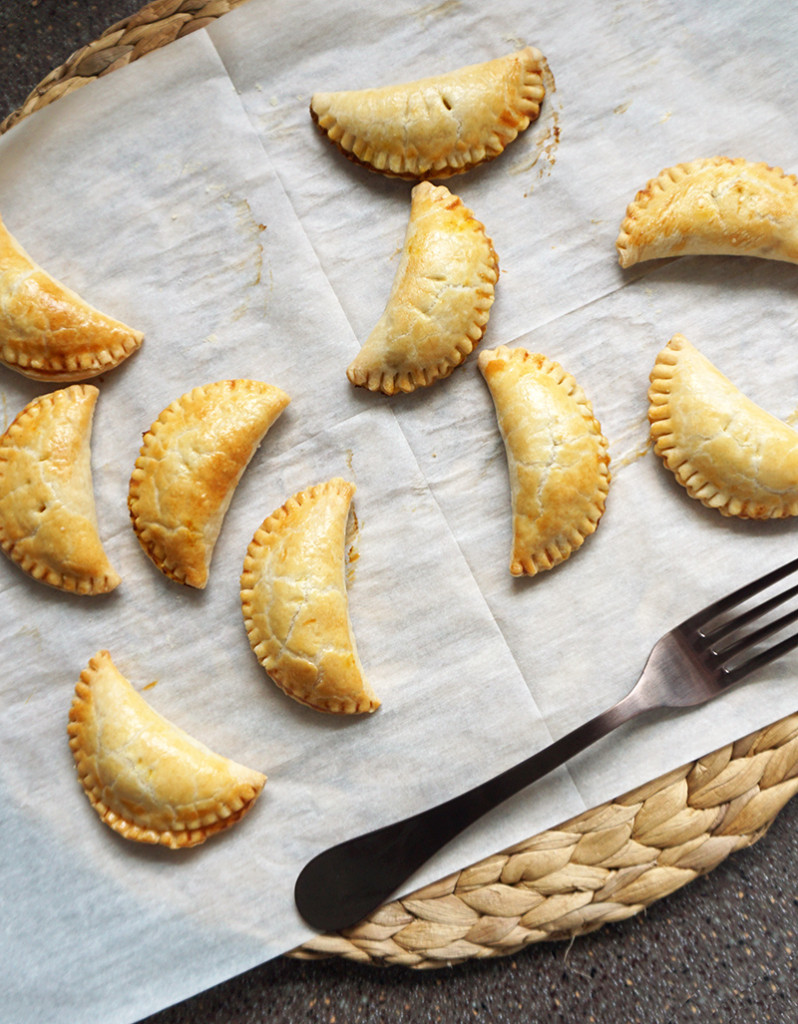 Harry Potter-inspired pumpkin pasties (two ways!) | Bijoux & Bits