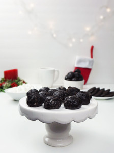 Cookies & cream "lumps of coal" from @bijouxandbits