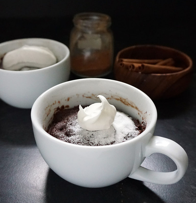 Mexican chocolate coffee mug cake | Bijoux & Bits