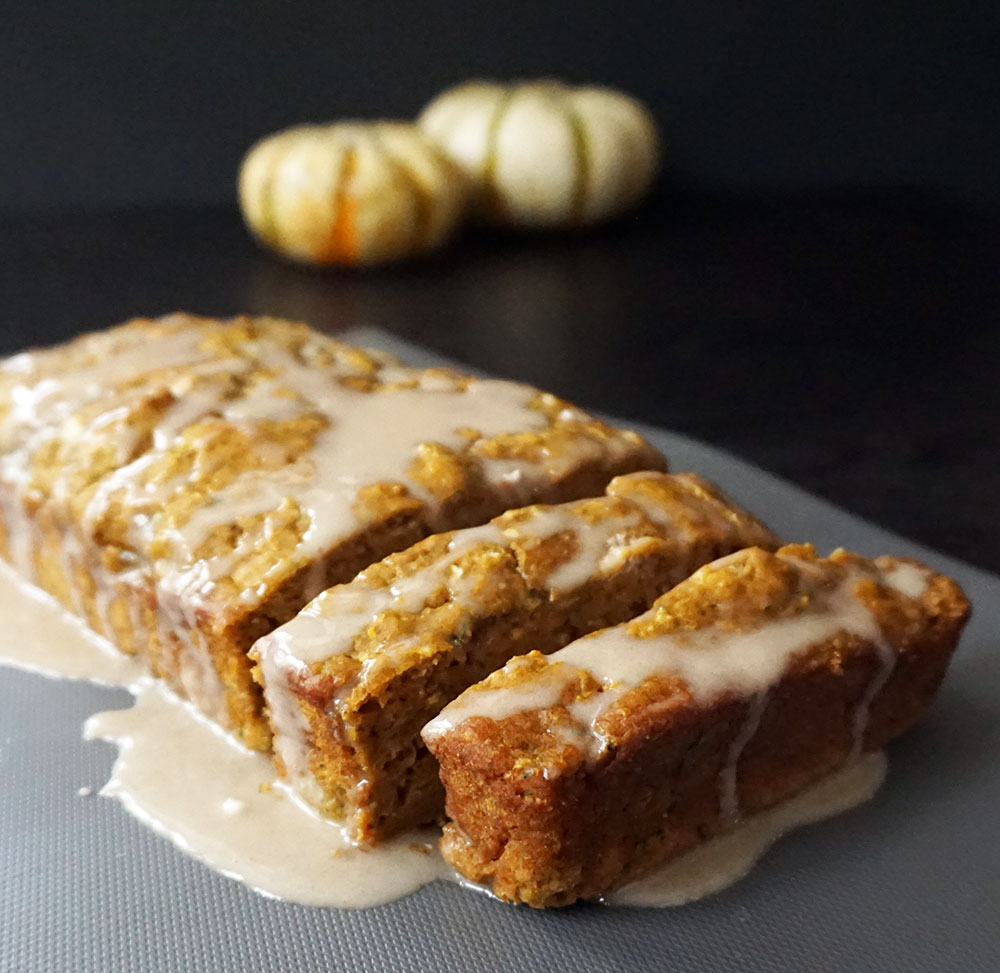 Pumpkin zucchini bread + maple cinnamon glaze | Bijoux & Bits
